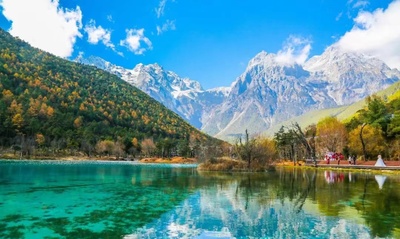 【克拉之星·王者归来】昆大丽双飞一动奢华6日游+石林+玉龙雪山+印象丽江+丽江千古情